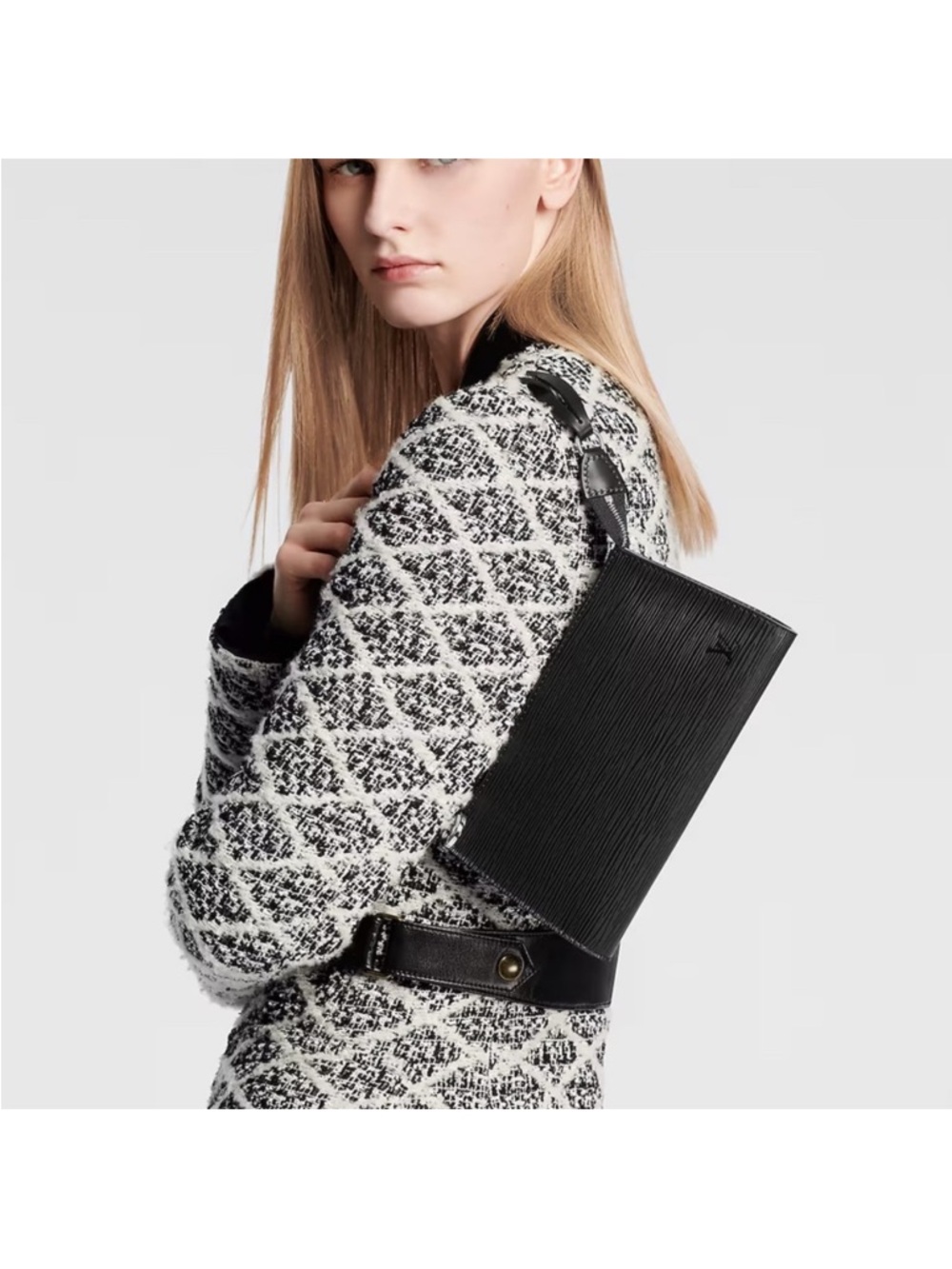 Louis Vuitton Black Epi Leather LV Monogram Pochette Accessoires